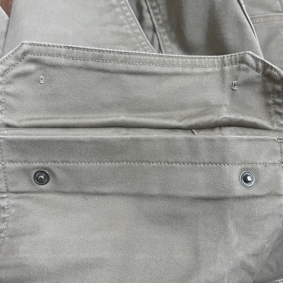 Duluth Men's 40 Grit Standard Fit Tan Cargo Pants Size 32x30 - FLAWED - Picture 5 of 10